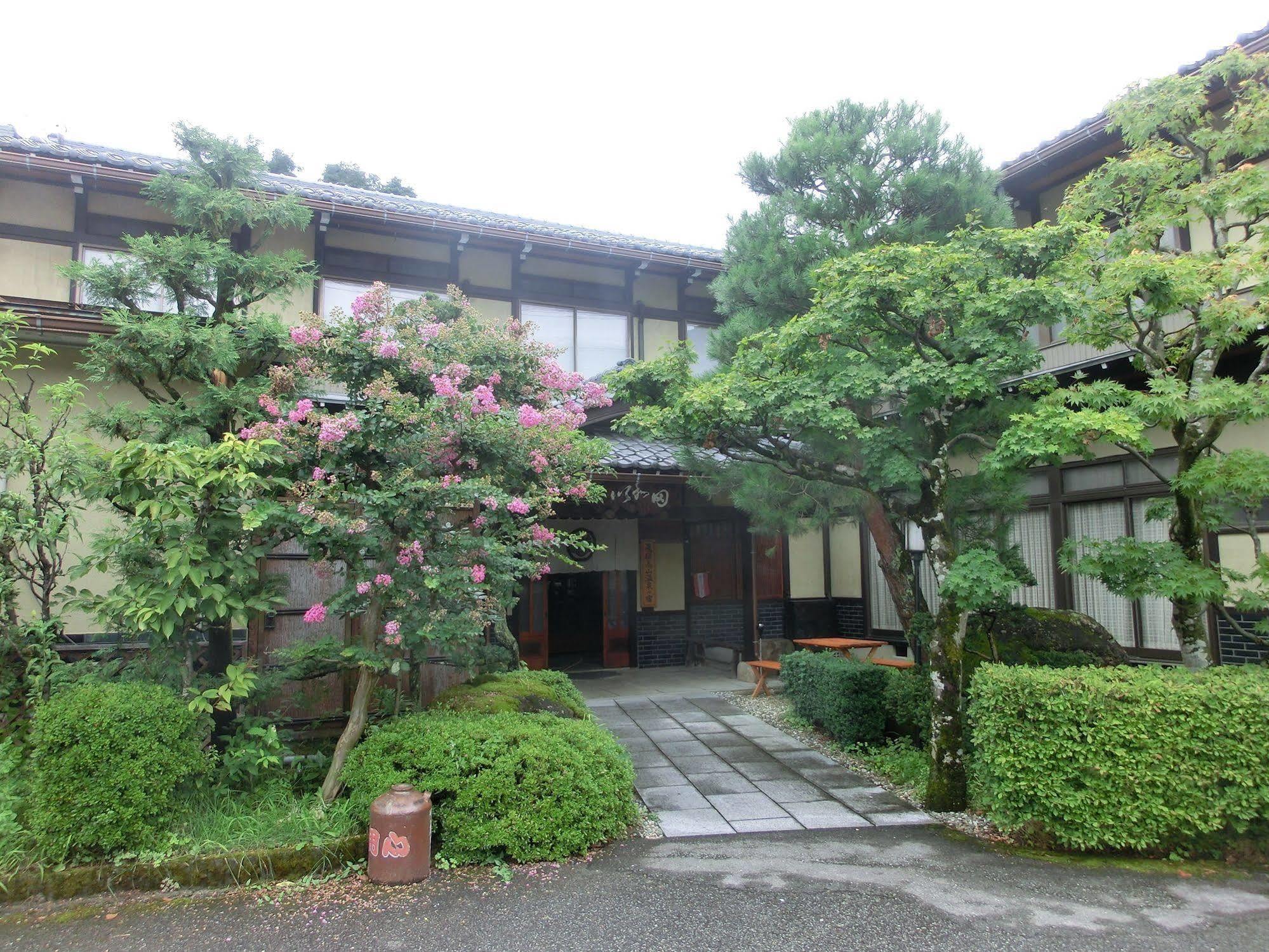 Minshuku Iwatakan Takayama  Exterior photo